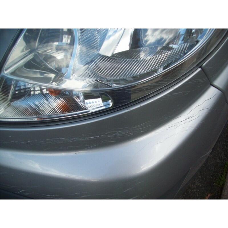 Headlight units for Vauxhall Vivaro van 2014 model