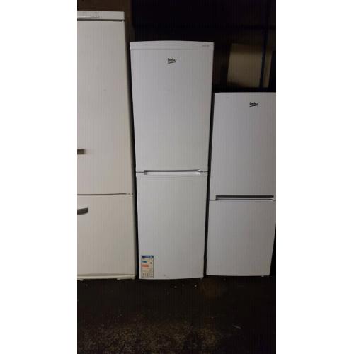 WHITE BEKO 6.2FT TALL FRIDGE FREEZER