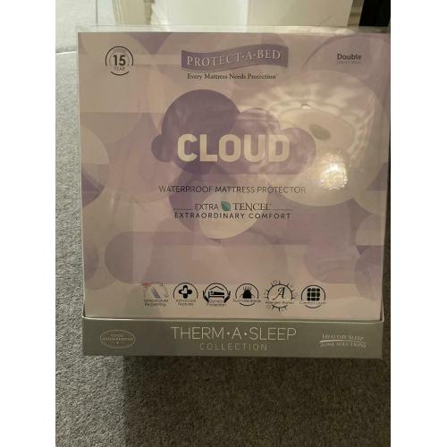 Double mattress protector brand new in box