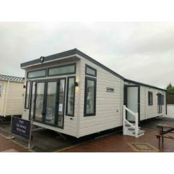 STATIC CARAVAN FOR SALE LYONS WINKUPS TOWYN OPEN CHRISTRMAS NEW YEAR