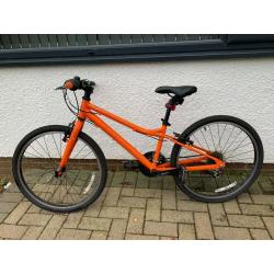 Carrera Abyss Junior Hybrid Bike, 24" wheel, 21 speed inc lights