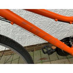 Carrera Abyss Junior Hybrid Bike, 24" wheel, 21 speed inc lights
