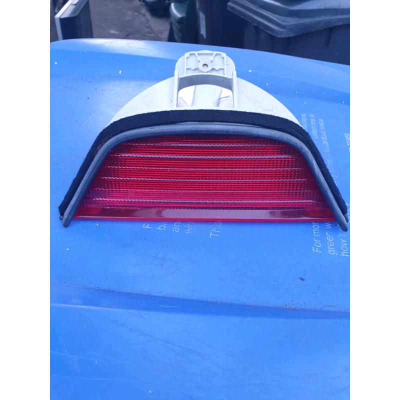 BMW e39 middle brake light