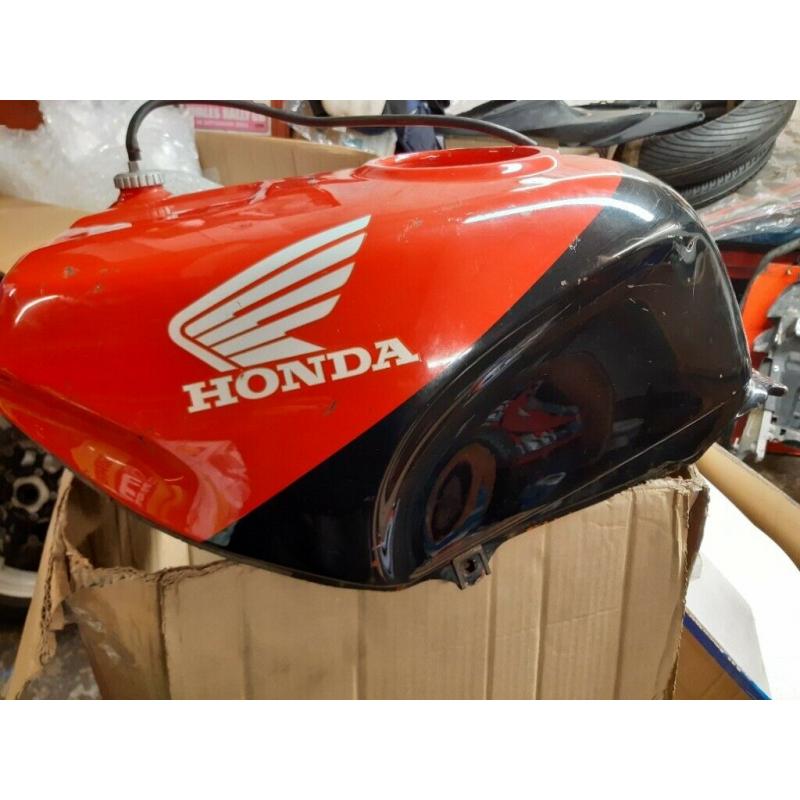 Honda nc30 fuel tank