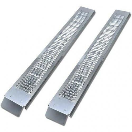 PAIR OF GALVANISED 6FT LOADING RAMPS ( van trailer lawnmower tractor power washer )