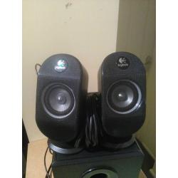 Logitech loud 2.1 speaker set. X210