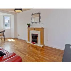 Electric fire and surround