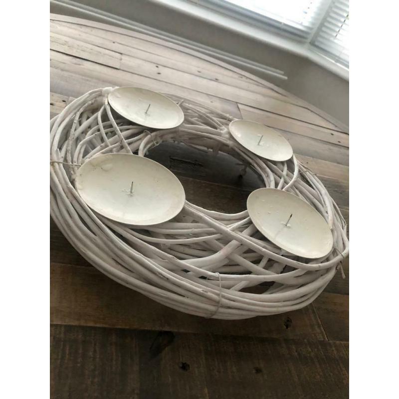 Rattan wood candle holder