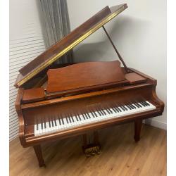 Small Modern Samick Baby Grand Piano - Christmas Delivery