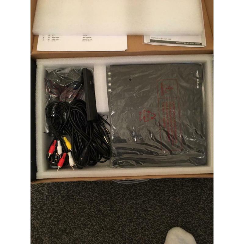 Vocal-star multi format karaoke player vs600