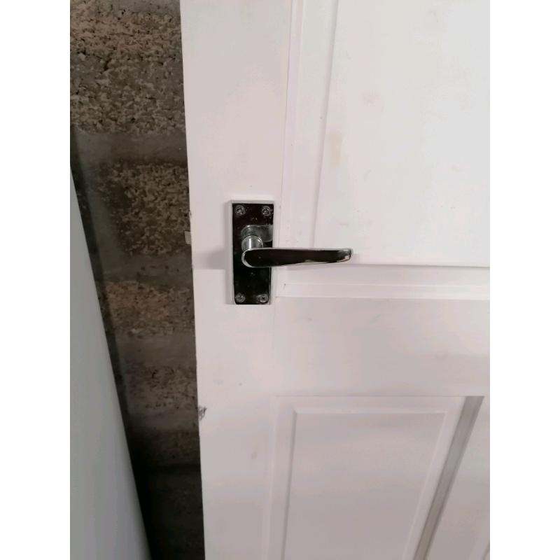 2 internal doors.