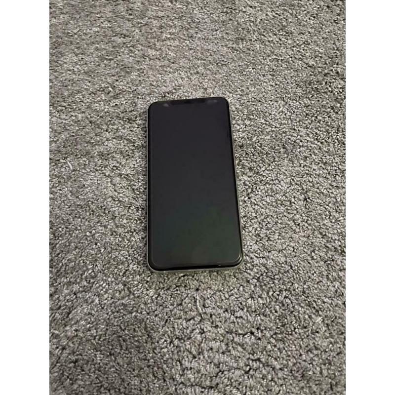 iPhone 11 Pro Max 256GB (sold)