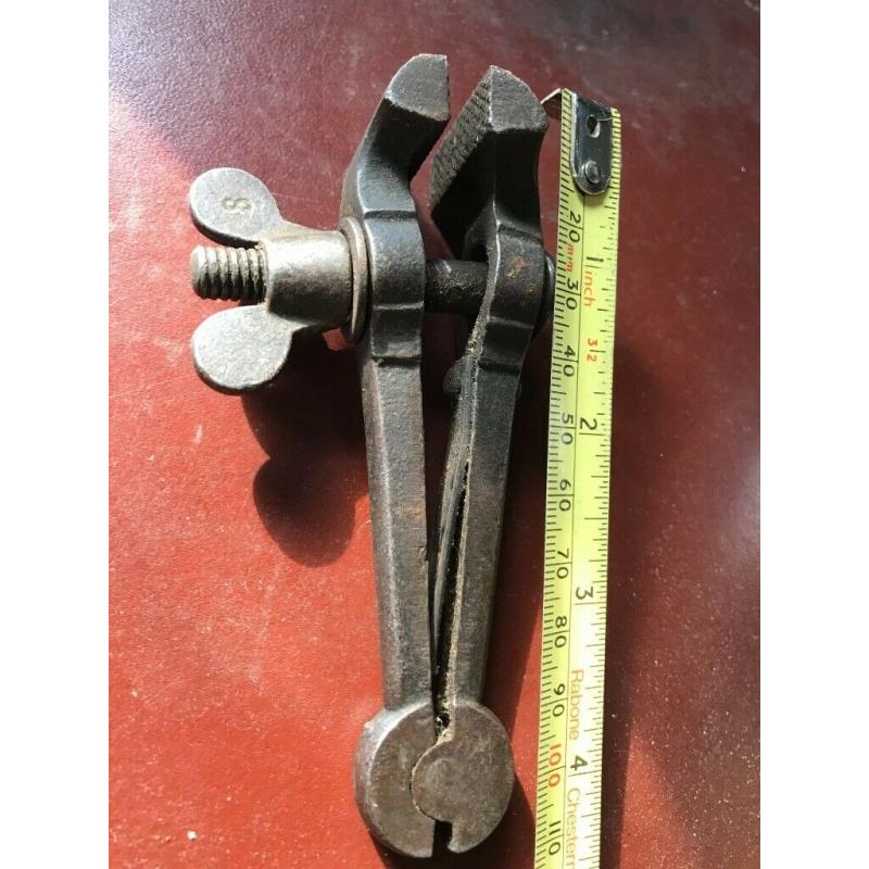 Small hand vice