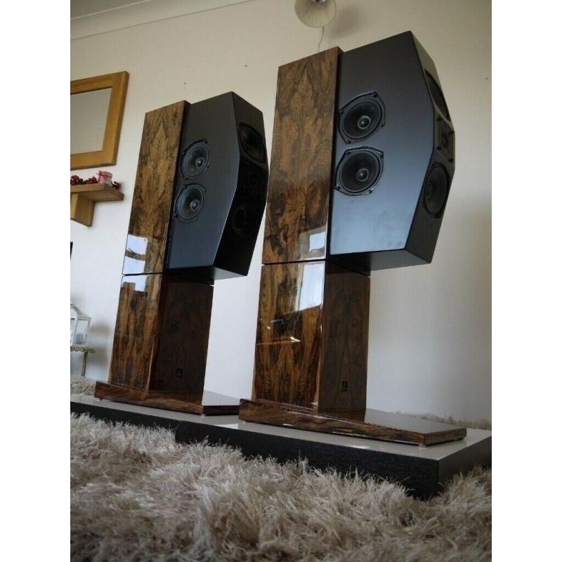 Meridian M10 Active Speakers Wanted Please.