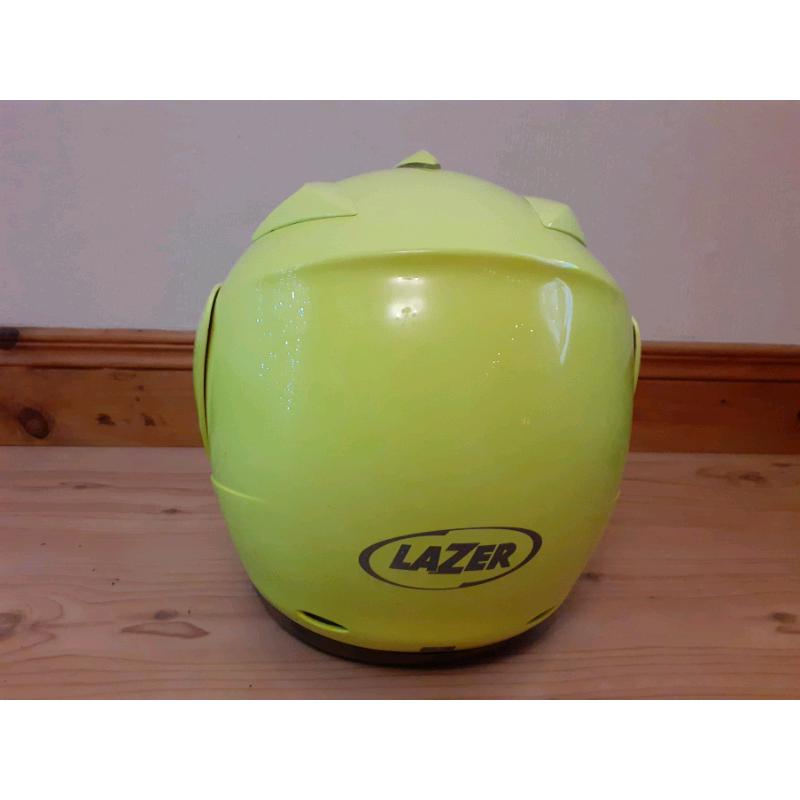 LASER MOTORCYCLE HELMET SIZE LARGE AS NEW.