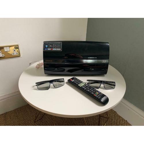 Samsung 3D blueray DVD player HD home cinema console.