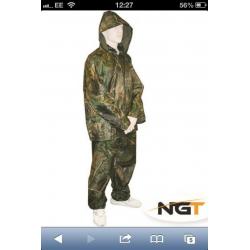 Brand new 2 pc Camo Quick On Suits