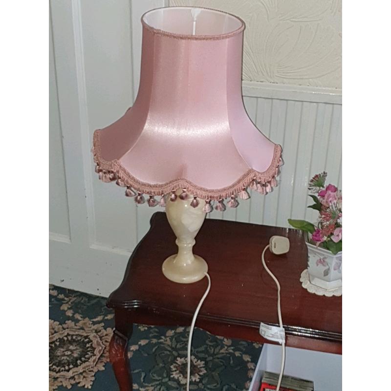 Table lamp