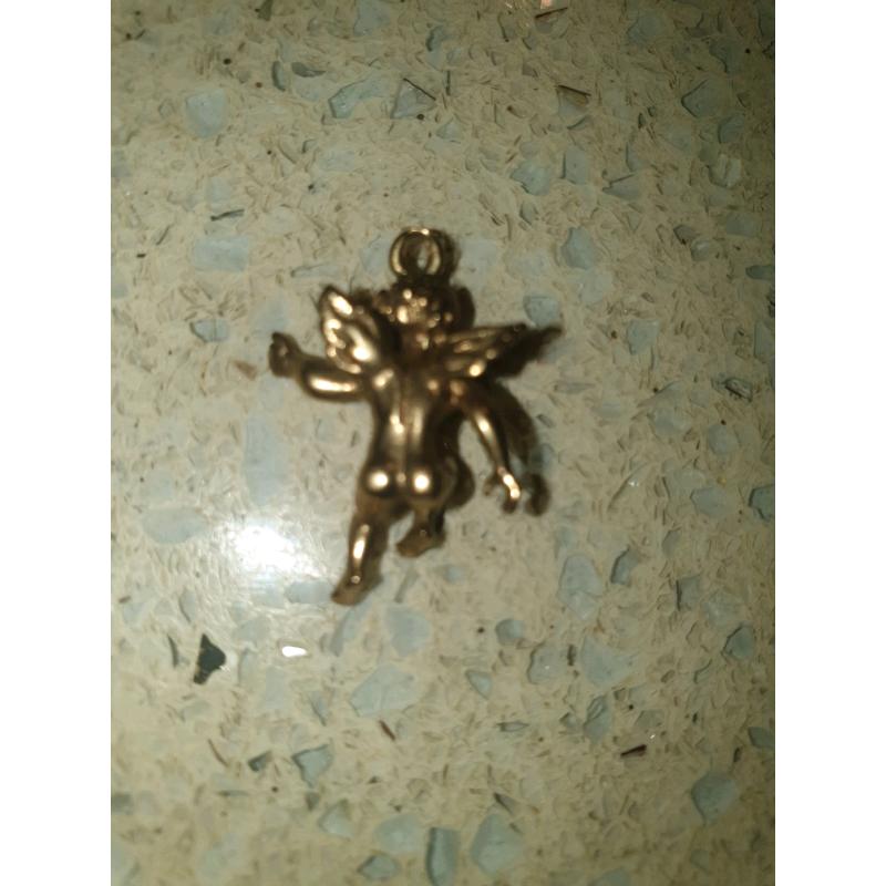 9ct gold charm