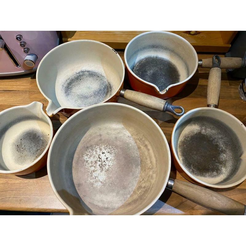 Le Creuset 5 pan set orange