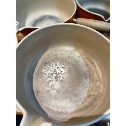 Le Creuset 5 pan set orange