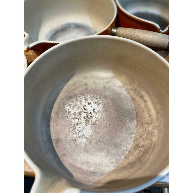 Le Creuset 5 pan set orange