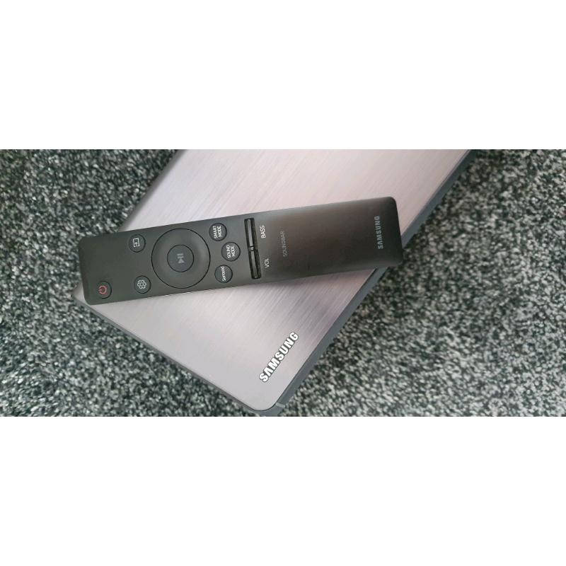 Samsung Curved Soundbar