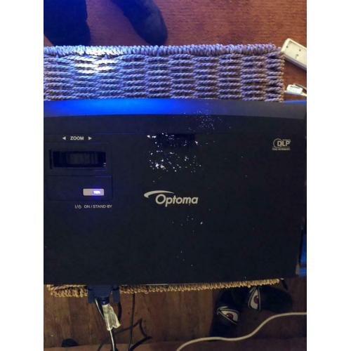 Optoma DS211 home cinema projector