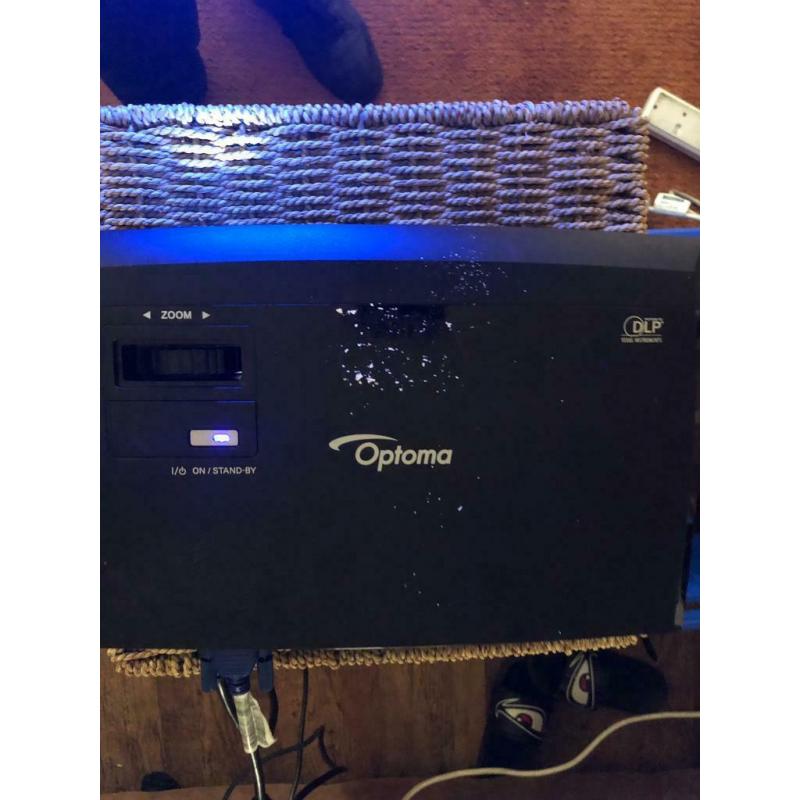 Optoma DS211 home cinema projector