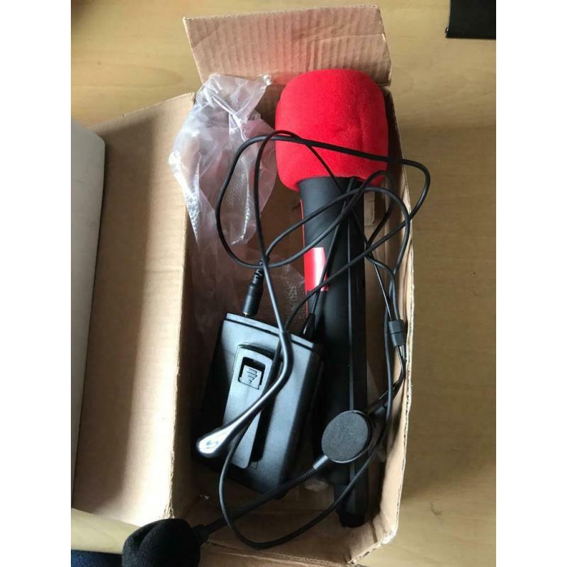 wireless Radio Microphone system Duel Handheld + Headset Mic & Case Plus extras BNIB