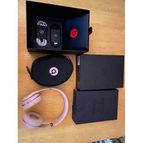 Beats solo3 wireless headphones