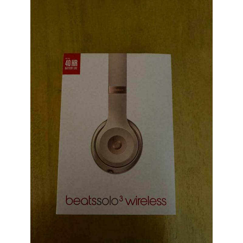 Beats solo3 wireless headphones