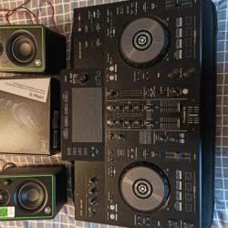 Pioneer XDJ RR, Mackie CR3-X, Flight Case, Pioneer HRM-5 Headphones