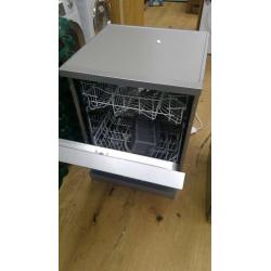 Essentials Dishwasher