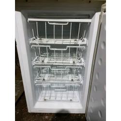 MATSUI UNDER COUNTER FREEZER(RECONDITIONED)07951551712 /07494022773