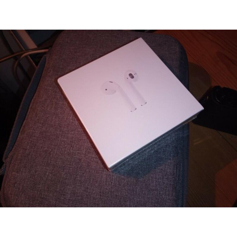Apple Ear Pods