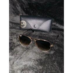 GENUINE Ray?Ban Women?s Aviator Sunglasses