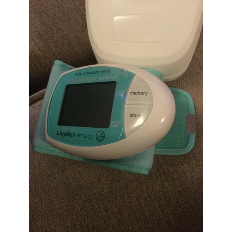 Wrist Blood Pressure Monitor