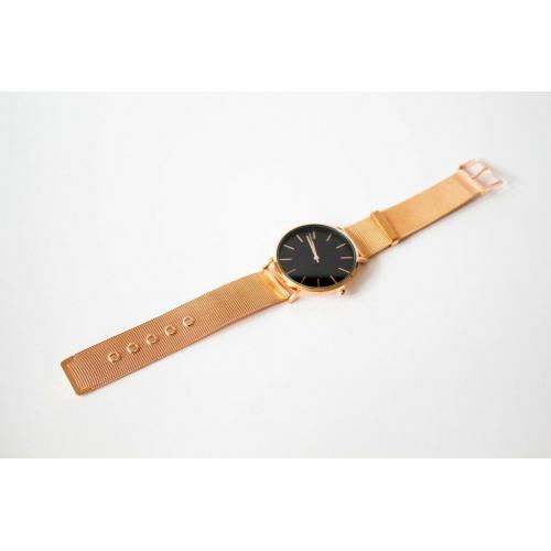 Fine Metal Chain Link Ladies Analog Bracelet Watch