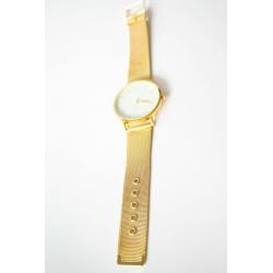 Fine Metal Chain Link Ladies Analog Bracelet Watch
