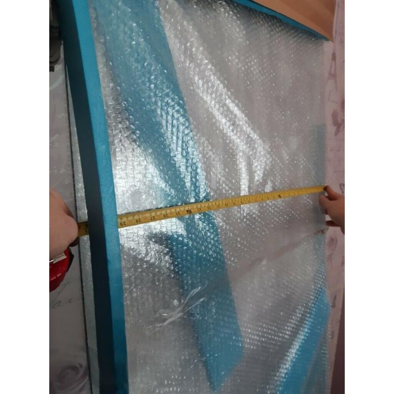 Walkin shower screen