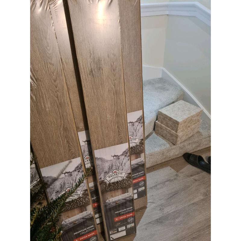 Brand new laminate flooring + free underlay