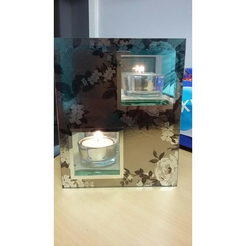 STUNNING DOUBLE T-LIGHT CANDLE HOLDER IN PERFECT CONDITION