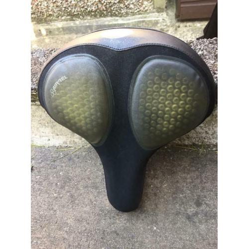 Uni-Sex Padded Saddle