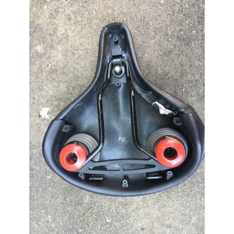 Uni-Sex Padded Saddle