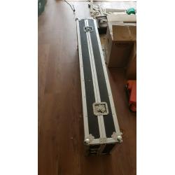 Record deck, coffin case
