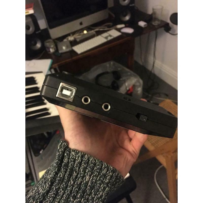 Akai MPX8 stand-alone
