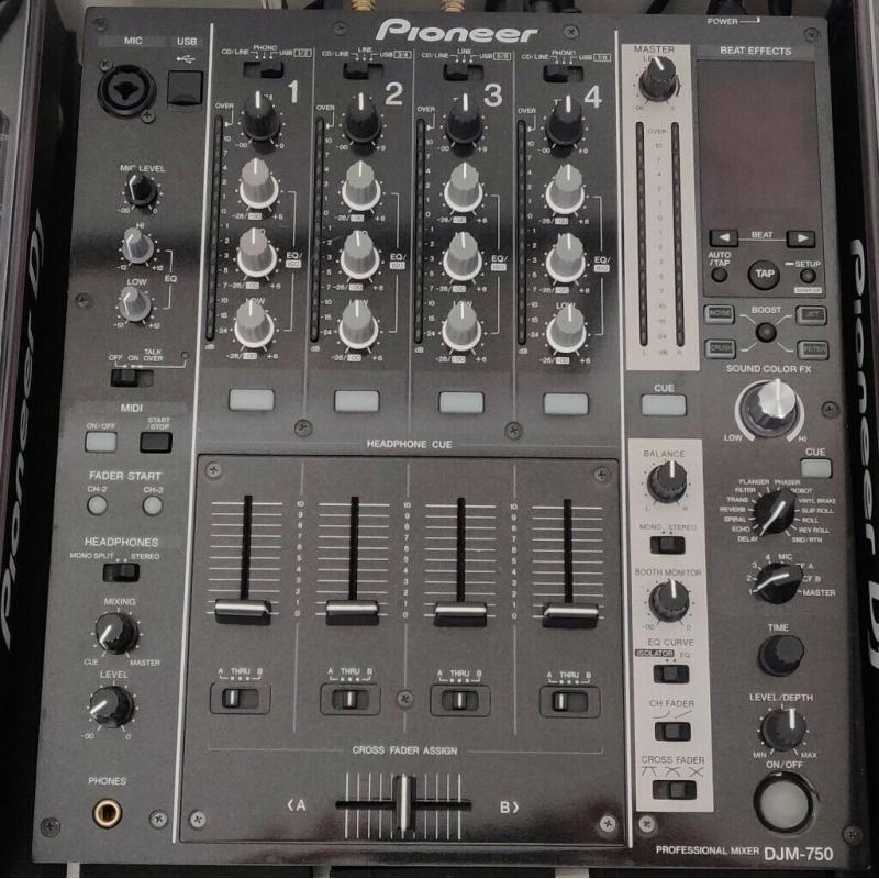 Pioneer DJM 750 for sale