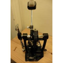 Gear4Music heavy duty bass drum pedal.