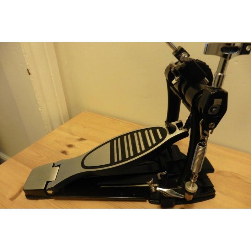 Gear4Music heavy duty bass drum pedal.